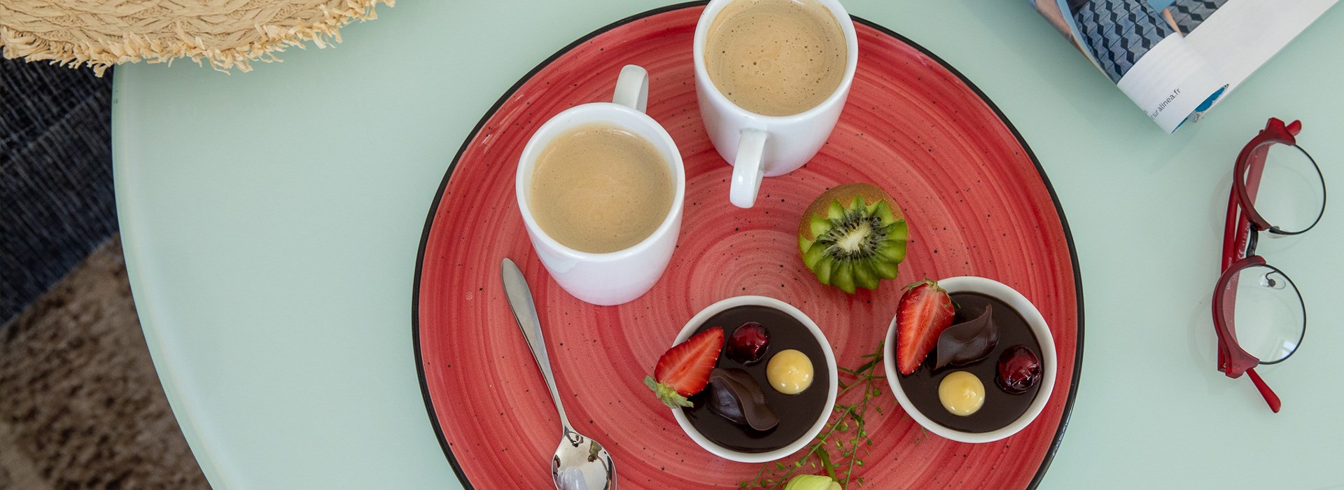 מתקני המלון