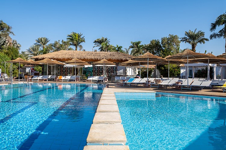 אסטרל ויליג' - בריכה